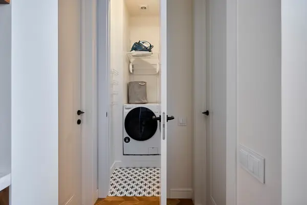 Дизайн  квартиры в стиле Mid-century