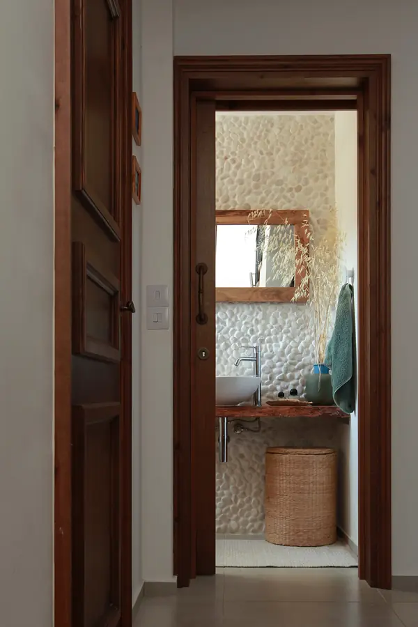 Дом на берегу средиземного моря