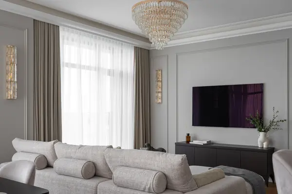 с видом на реку