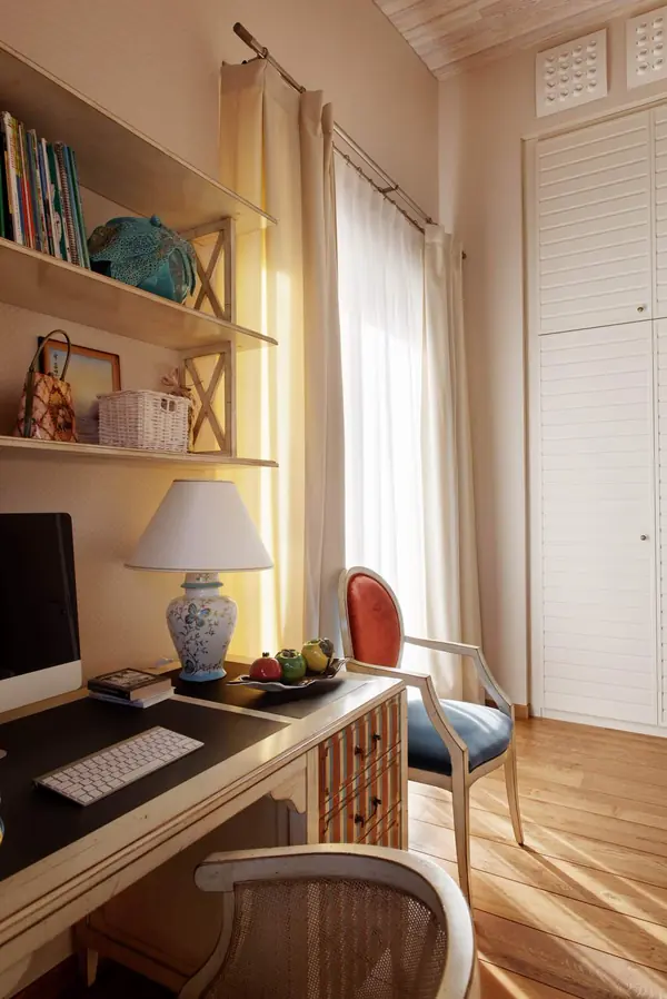 Дом в Подмосковье: жилая комната