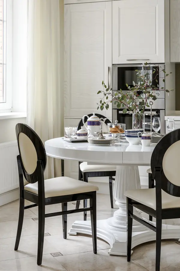 Светлая неоклассика