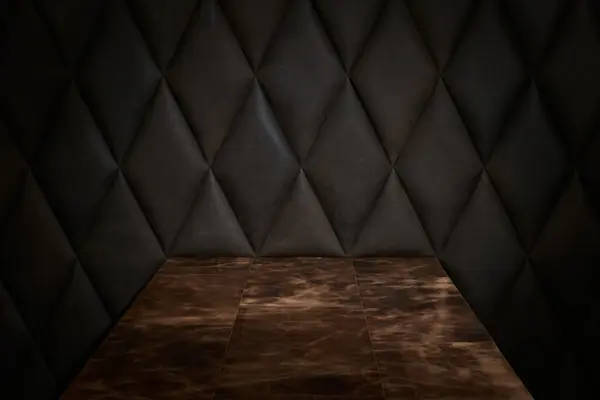 Мягкие настенные панели и стол в кожаной плитке Alphenberg