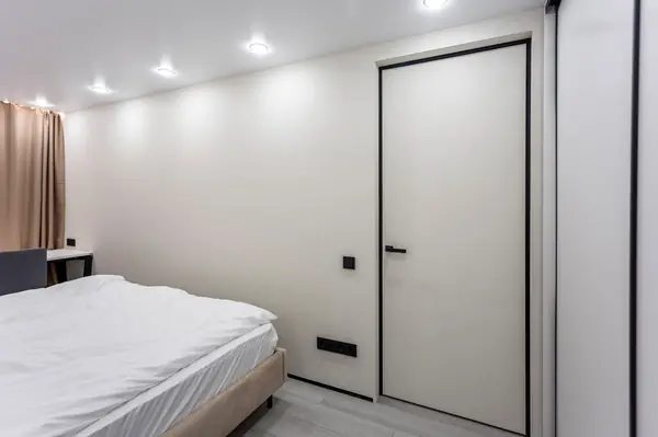 евродвушка в аренду в пятиэтажке рядом с Сити