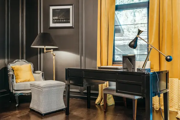 Кабинет в частном доме в Подмосковье