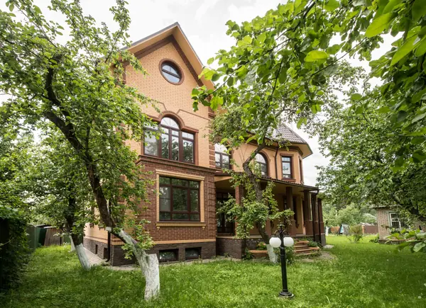 Дом на Чапаева. Площадь 460м2