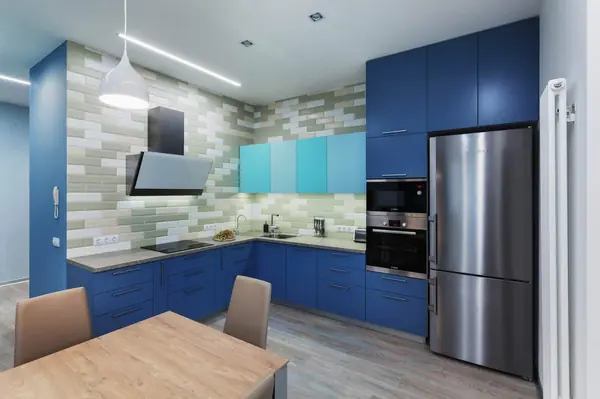 ГЕОМЕТРИЯ И ОТТЕНКИ МЯТЫ