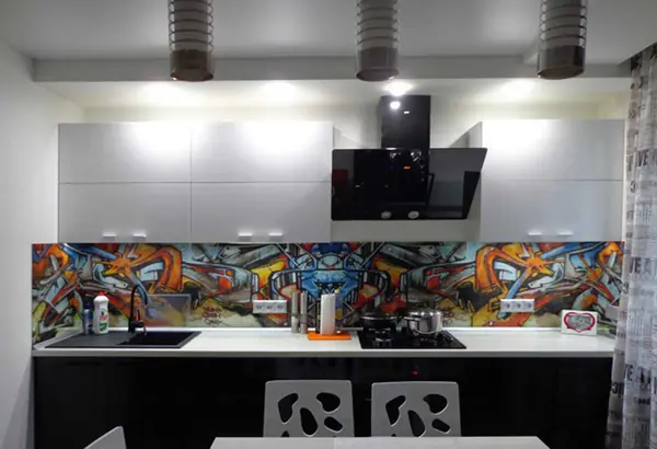 Кухни с фасадами из пластика