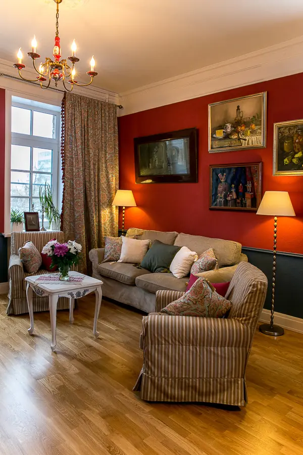 Первый канал. Дворянское гнездо