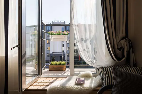 Смарти-балкон в студии ЖК "INKERI" 23,84 м2