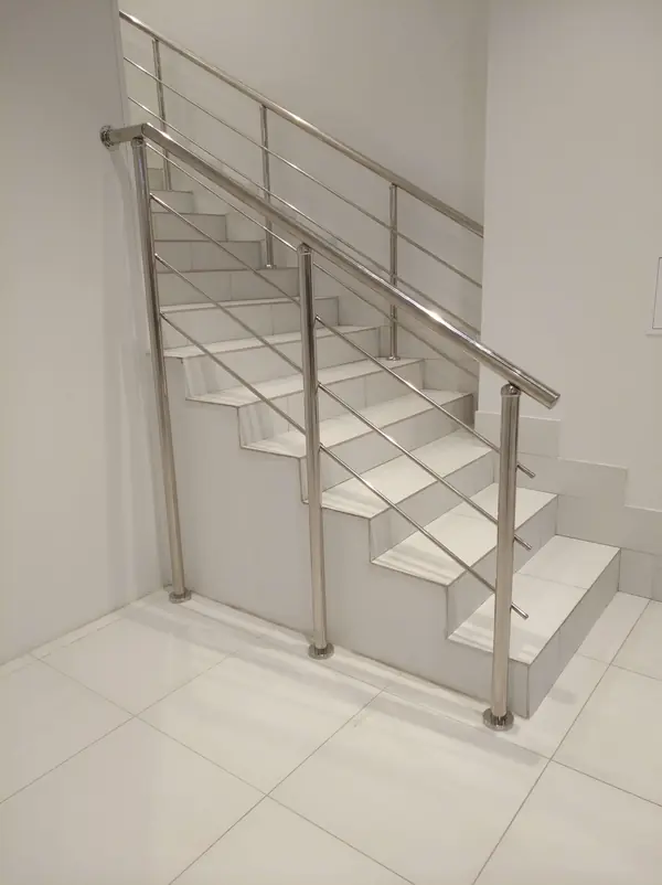 Нержавеющее ограждение со стеклом