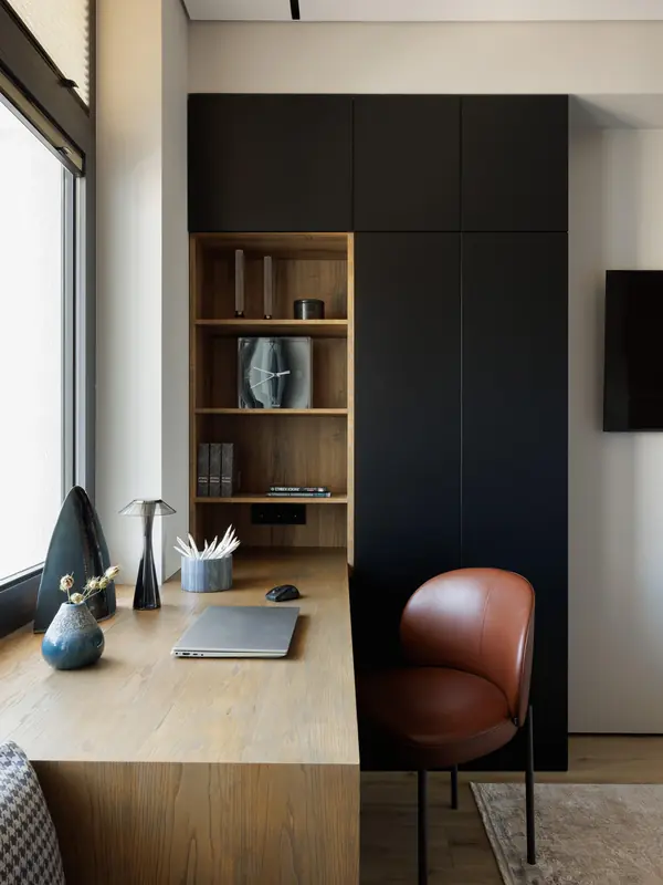 Дизайн овременная квартира с бордовыми акцентами в ЖК "Притяжение" - 146 м2