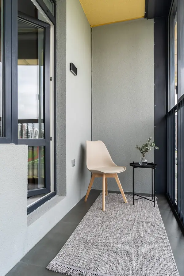 Парадный ансамбль, 2евро, 32м2