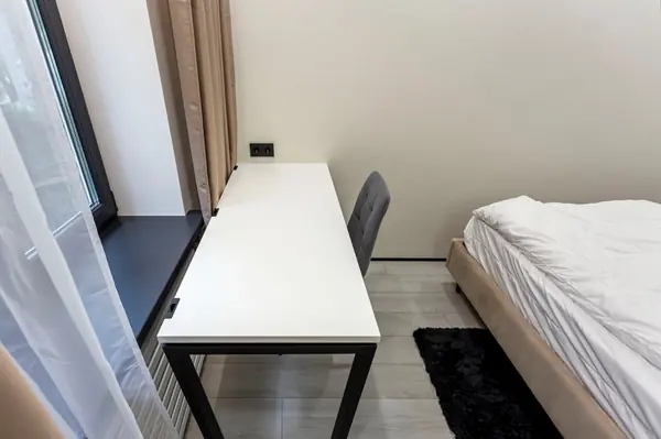 евродвушка в аренду в пятиэтажке рядом с Сити