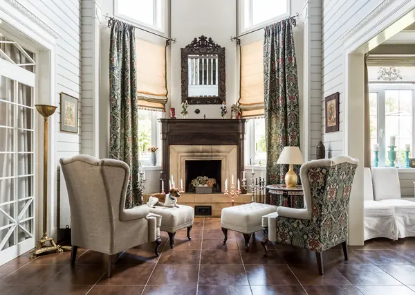 В гостях: Загородный дом актрисы и дизайнера Анастасии Немоляевой