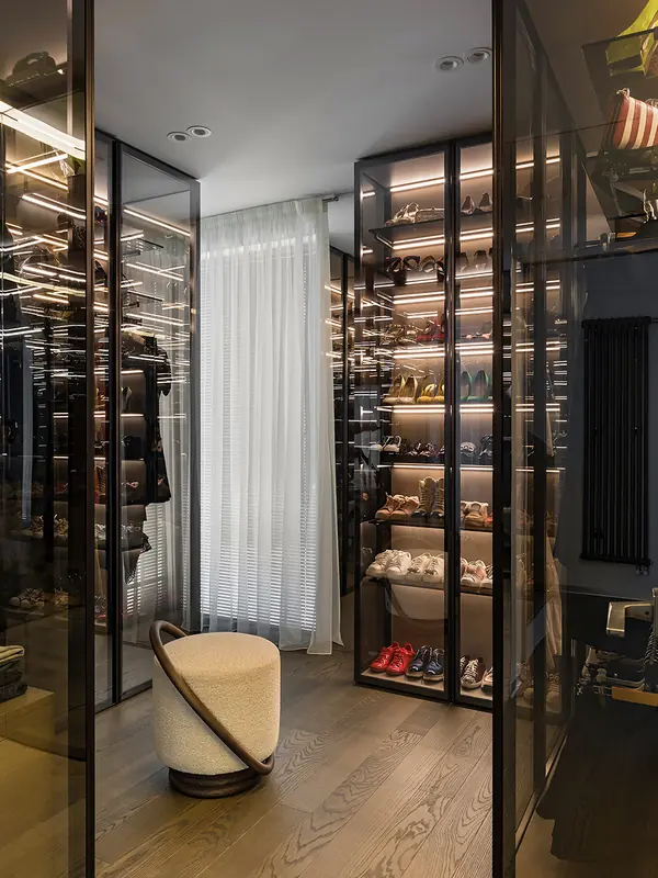 Нескучная монохромность. Дом в ЖК «Пирс» в Минске