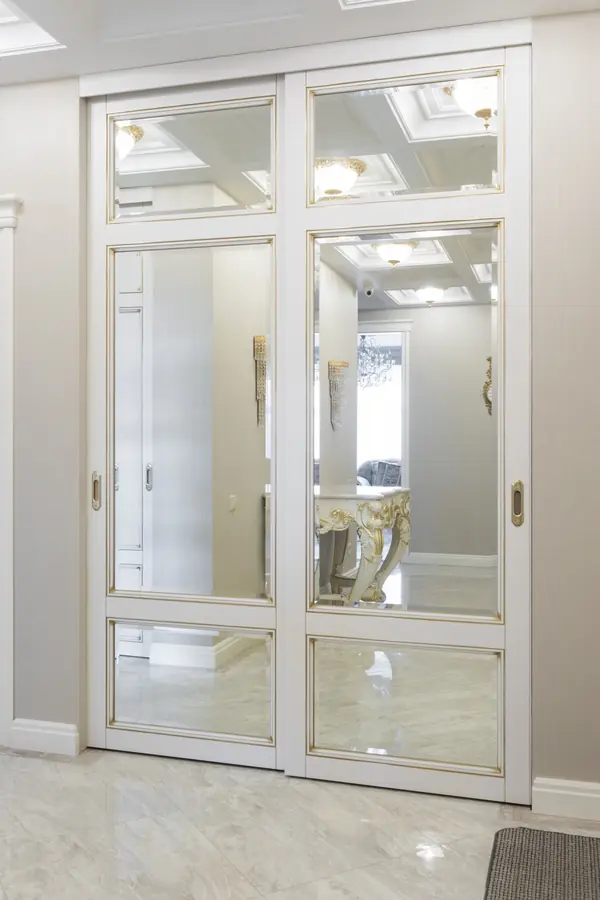 Наличная фасады