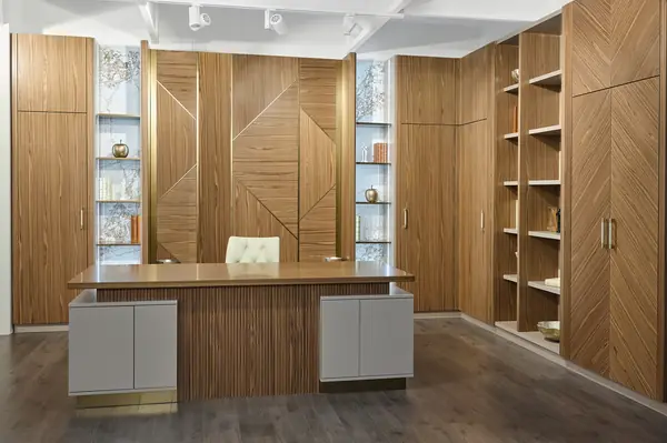 Стильный кабинет с Pantheon от Quantra