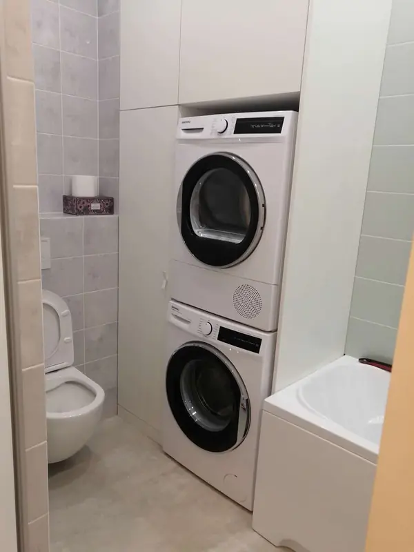 Шкафы и кухня