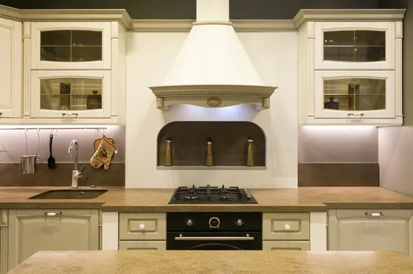 Кухня в классическом стиле