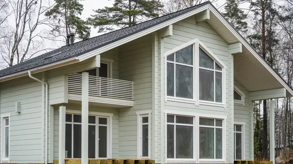 ОБЗОР ПОСТРОЕННОГО ДОМА ИЗ КЛЕЕНОГО БРУСА ПО ПРОЕКТУ ФОРТА 160