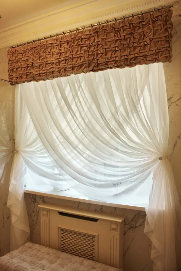 Сложные модели штор: крой, декор, установка