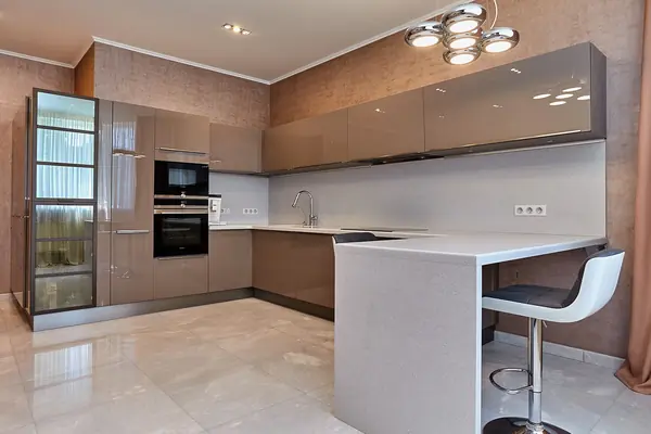 054 Квартира