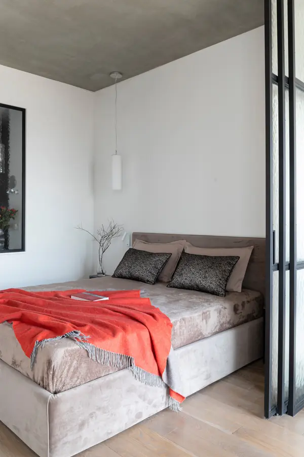 Дизайнер Александра Комарова