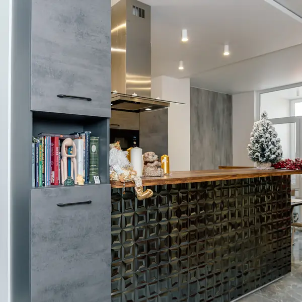 Кухня под бетон с оригинальной барной стойкой