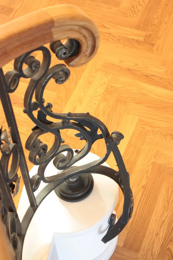 Recreating the Interior of the Chekhov’s Period in a Suburban Residence