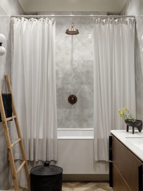 Дизайн интерьера дома 187 м.кв. расположенного среди Уральских гор.