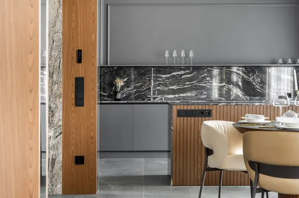 Дизайн-проект на Петровсокм