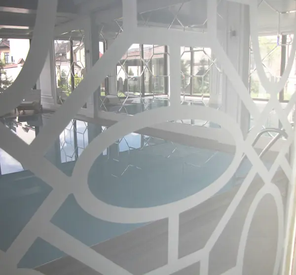 ИНТЕРЬЕР ЧАСТНОГО БАССЕЙНА