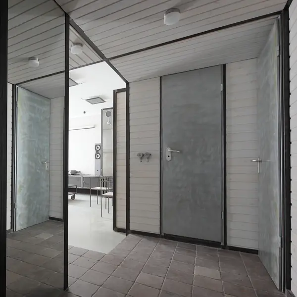 Wood Warm White Apartment