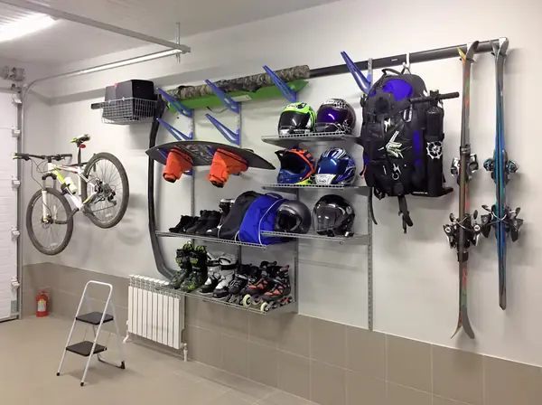 Как нам обустроить гараж