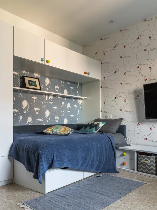 Яркая квартира в ЖК Победа