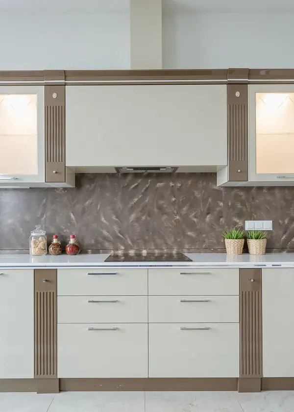 Мосфильмовская 8