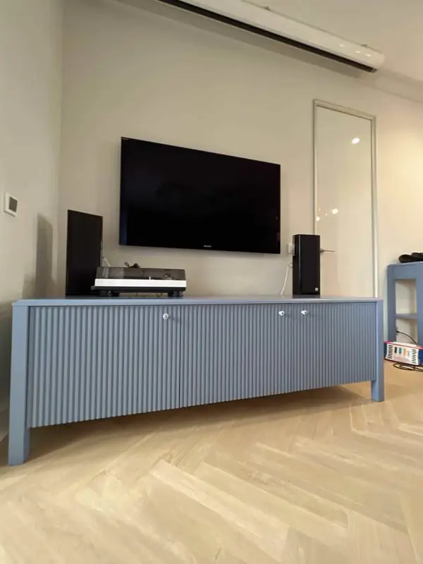 Тумбы с фрезерованными фасадами