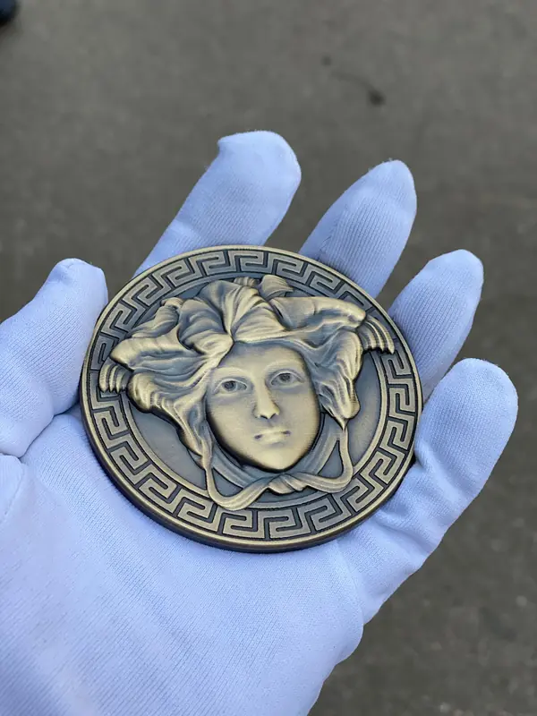 Декоративные решетки Versace