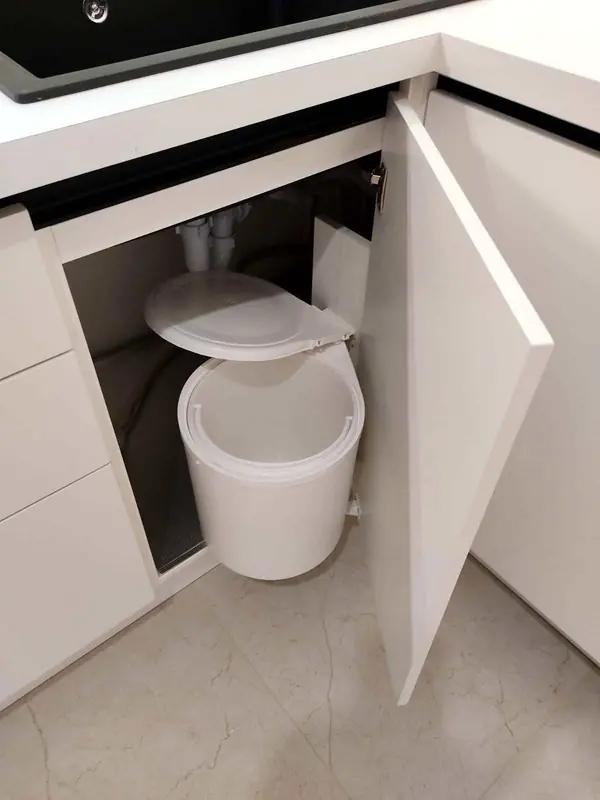 Угловая кухня "PROFILO bianco"