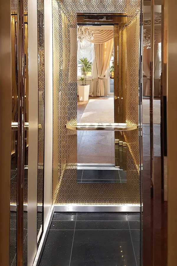 Вилла у подножия гор