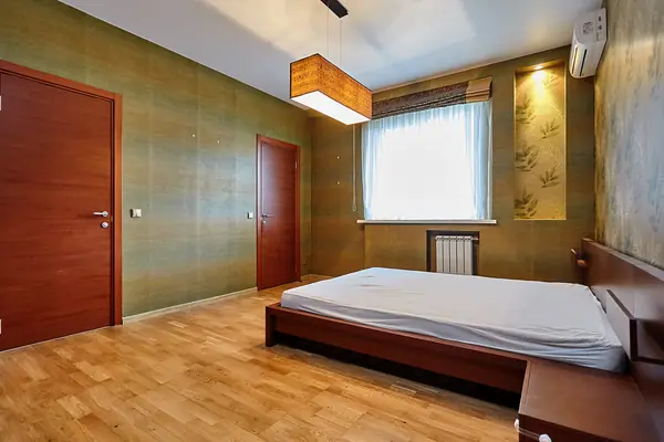 050 Квартира