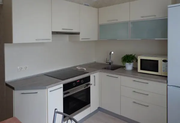 Кухни с фасадами из пластика