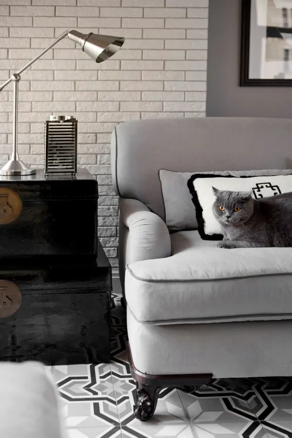 В серой дымке