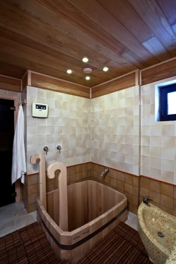 Офуро, сталактиты и банный дух. Проект для телепередачи «Дачный ответ».