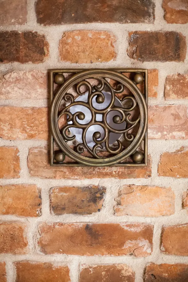 Бронзовая вентиляционная решетка