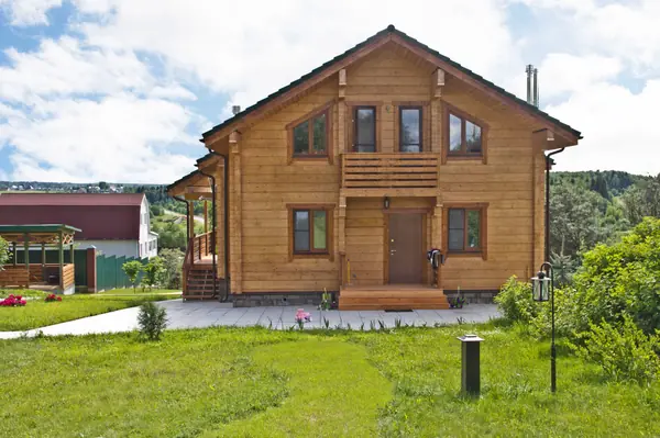 Деревянный дом из клееного бруса 237 метров (СП-237 GOOD WOOD)