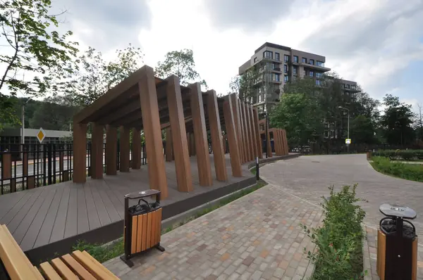 БЕСЕДКА. ЖК ОЛИМПИЙСКАЯ ДЕРЕВНЯ. НОВОГОРСК