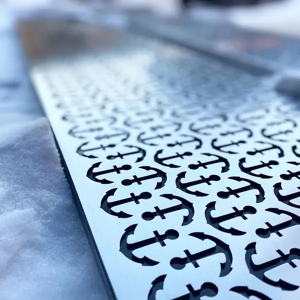 Напольные решётки