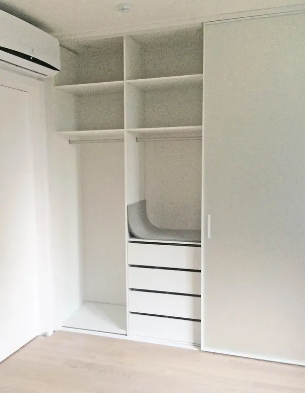 Шкаф в спальню raumplus