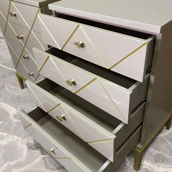 Комод с 4 ящиками Reggello